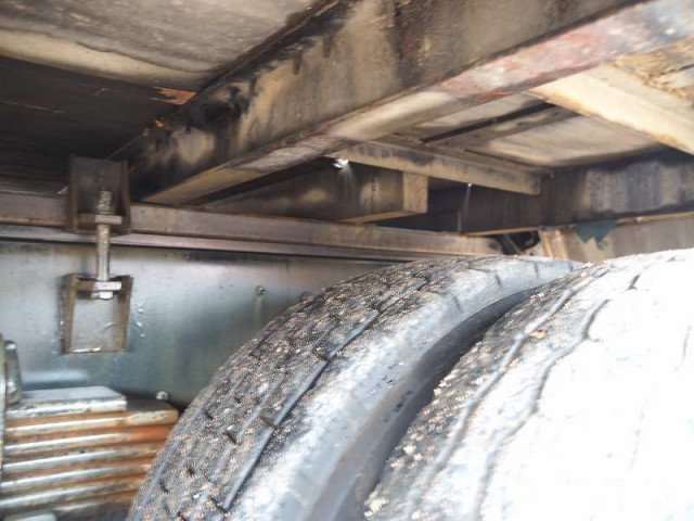 UDトラックス（日産） コンドル 増トン 平ボディ（クレーン付） QDG-PW39L(97976) 31枚目