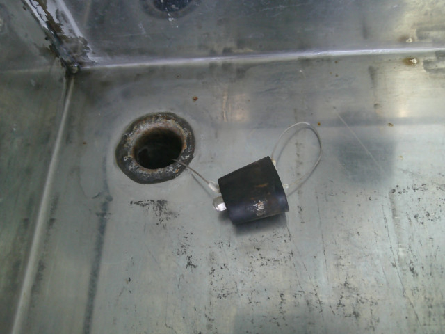 いすゞ エルフ 小型 冷蔵冷凍バン TKG-NHS85AN(97980) 14枚目