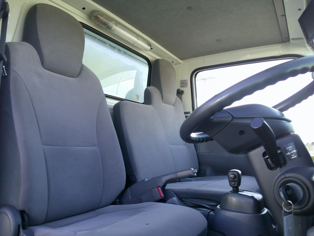 いすゞ エルフ 小型 冷蔵冷凍バン TKG-NHS85AN(97980) 24枚目