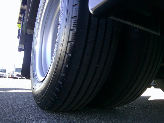 いすゞ エルフ 小型 冷蔵冷凍バン TKG-NHS85AN(97980) 31枚目