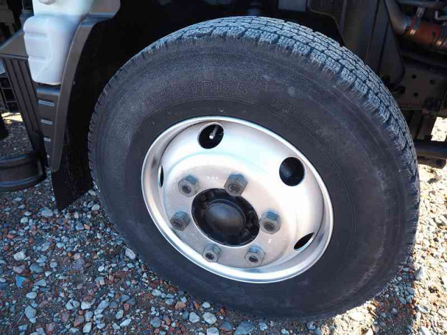 三菱ふそう キャンター 小型 平ボディ（クレーン付） TKG-FEB80(97981) 30枚目