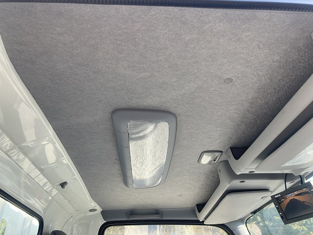 いすゞ エルフ 小型 平ボディ TQG-NMR85AN(97982) 31枚目