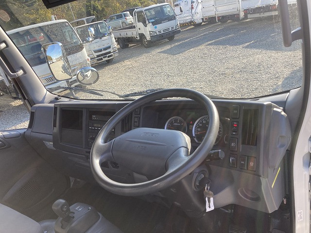 いすゞ エルフ 小型 平ボディ TQG-NMR85AN(97982) 32枚目