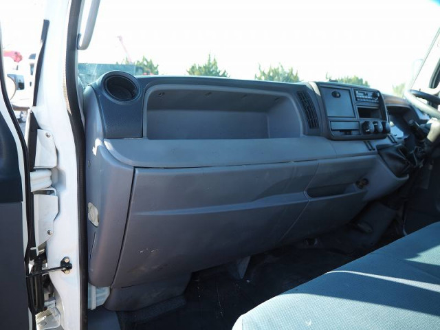 三菱ふそう キャンター 小型 平ボディ（クレーン付） TKG-FEB80(97981) 44枚目