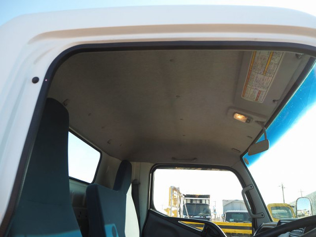 三菱ふそう キャンター 小型 平ボディ（クレーン付） TKG-FEB80(97981) 46枚目