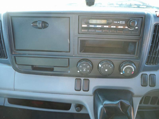 三菱ふそう キャンター 小型 平ボディ（クレーン付） TKG-FEB80(97981) 48枚目