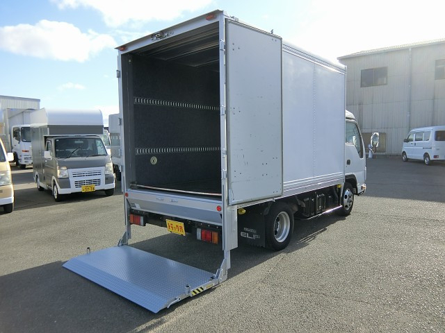 いすゞ エルフ 小型 バン TKG-NJR85AN(97986) 14枚目