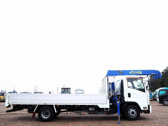 いすゞ フォワード 中型 平ボディ（クレーン付） TKG-FRR90S1(97987) 6枚目