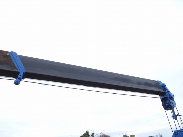 いすゞ フォワード 中型 平ボディ（クレーン付） TKG-FRR90S1(97987) 18枚目