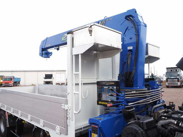 いすゞ フォワード 中型 平ボディ（クレーン付） TKG-FRR90S1(97987) 28枚目