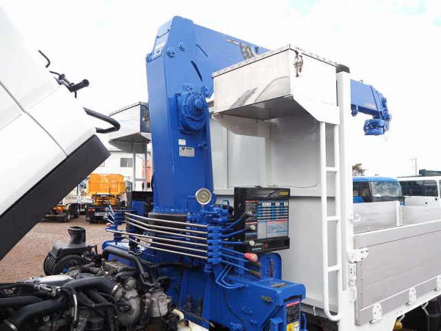 いすゞ フォワード 中型 平ボディ（クレーン付） TKG-FRR90S1(97987) 43枚目