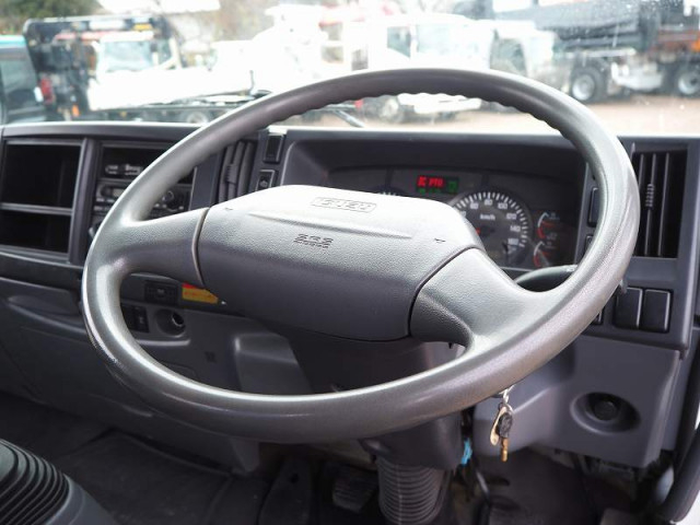 いすゞ フォワード 中型 平ボディ（クレーン付） TKG-FRR90S1(97987) 47枚目