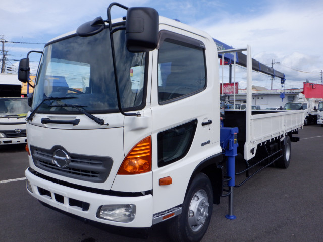 日野 レンジャー 中型 平ボディ（クレーン付） TKG-FC9JKAP(97990) 1枚目