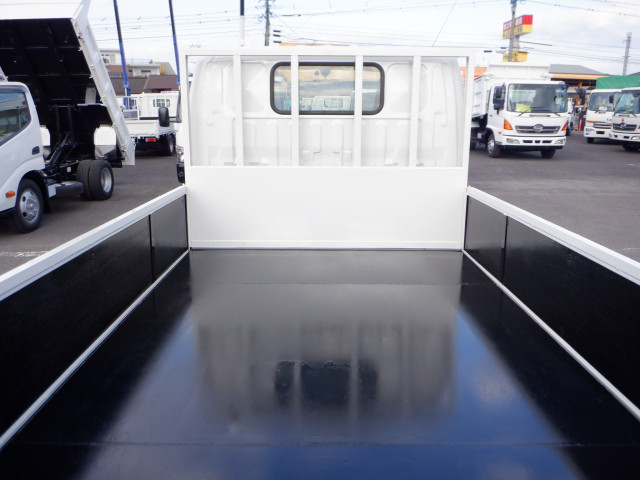 日野 デュトロ 小型 平ボディ SKG-XZU600M(97989) 10枚目