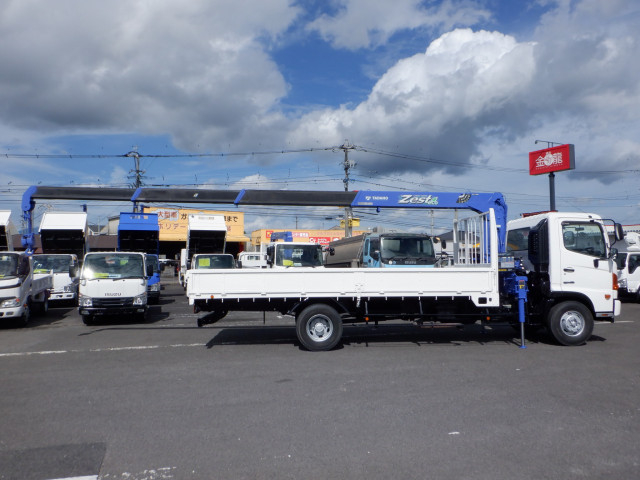日野 レンジャー 中型 平ボディ（クレーン付） TKG-FC9JKAP(97990) 15枚目