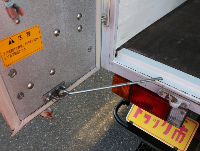 Nissan atlas Small Box body CBF-SQ2F24(97992) 30枚目