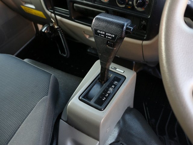 Nissan atlas Small Box body CBF-SQ2F24(97992) 35枚目