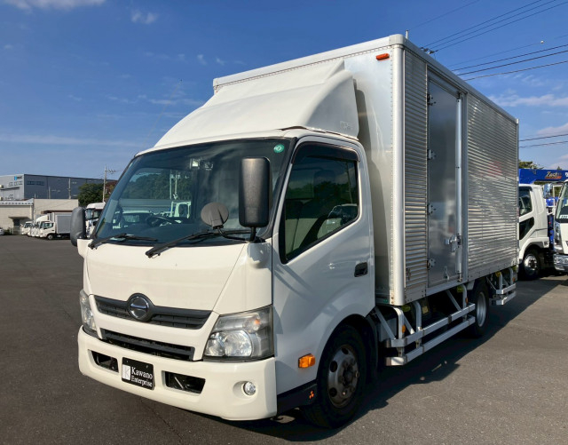 日野 デュトロ 小型 バン TKG-XZU710M(97994) 1枚目