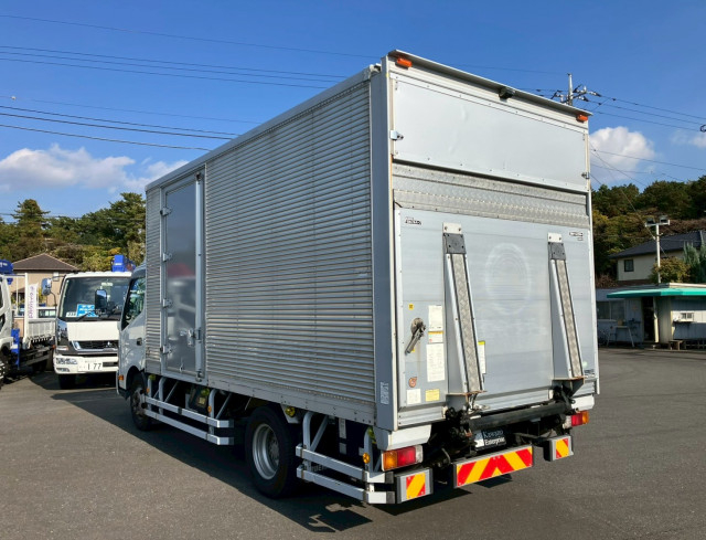 日野 デュトロ 小型 バン TKG-XZU710M(97994) 14枚目