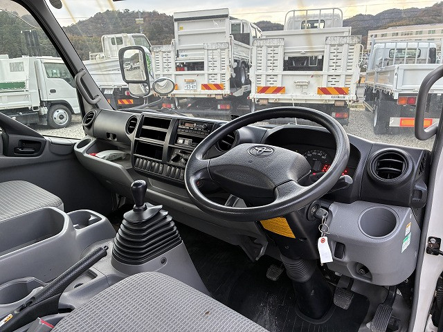 トヨタ ダイナ 小型 キャリアカー SDG-XZU720(97995) 28枚目