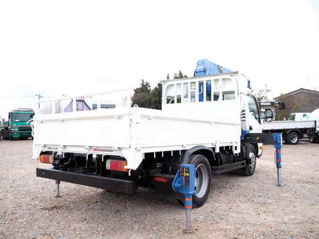 日野 デュトロ 小型 平ボディ（クレーン付） TKG-XZU640M(97996) 5枚目