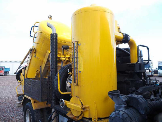 日野 レンジャー 中型 バキュームカー/糞尿車 BDG-FD7JDWA(97998) 11枚目