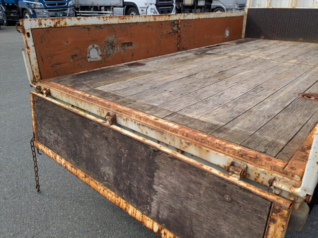 いすゞ エルフ 小型 平ボディ SKG-NJR85A(98000) 15枚目