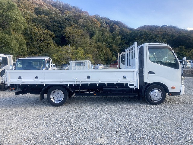 日野 デュトロ 小型 平ボディ SKG-XZC710M(98001) 5枚目