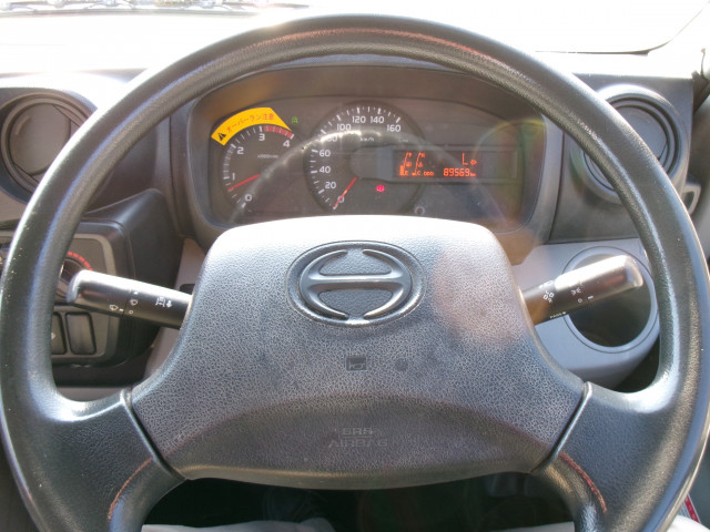 日野 デュトロ 小型 平ボディ（クレーン付） SKG-XZU650M(98002) 10枚目