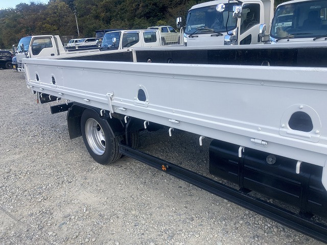 日野 デュトロ 小型 平ボディ SKG-XZC710M(98001) 25枚目