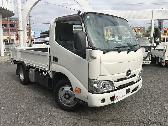 日野 デュトロ 小型 平ボディ 2RG-XZU605M(112642) 3枚目