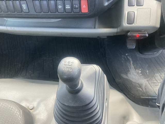 日野 デュトロ 小型 平ボディ SKG-XZC710M(98001) 30枚目