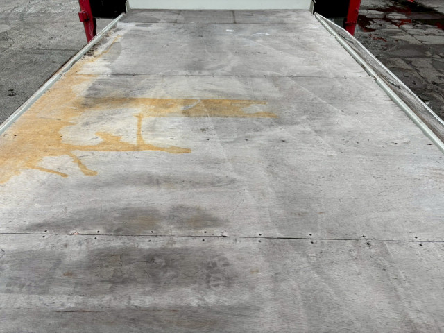 日野 デュトロ 中型 平ボディ（クレーン付） BKG-XZU344M(98007) 12枚目