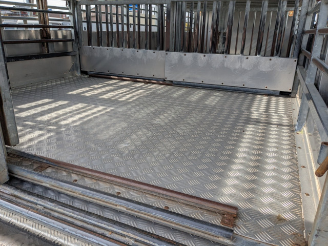 日野 レンジャー 増トン その他 LDG-FG8JMAA(98010) 27枚目