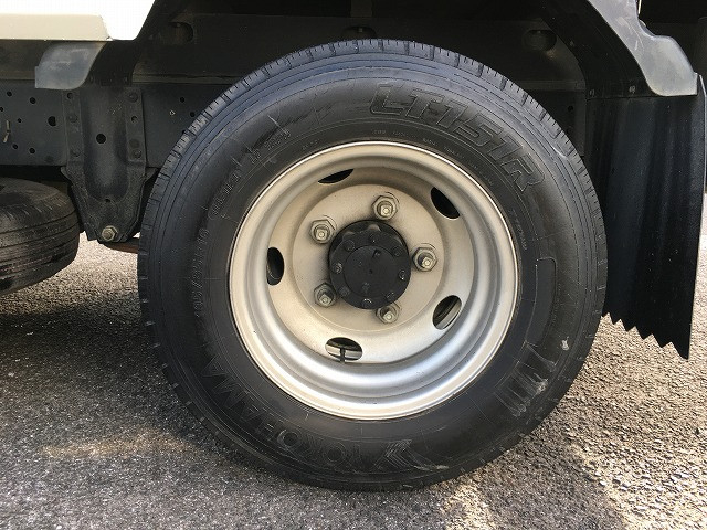 いすゞ エルフ 小型 平ボディ BKG-NKR85A(98012) 40枚目