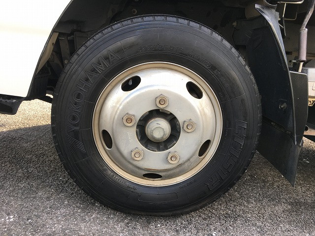 いすゞ エルフ 小型 平ボディ BKG-NKR85A(98012) 41枚目