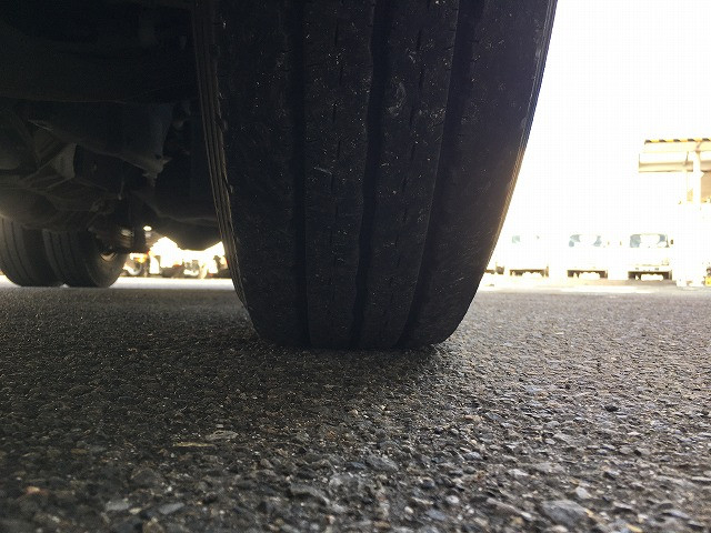 いすゞ エルフ 小型 平ボディ BKG-NKR85A(98012) 44枚目