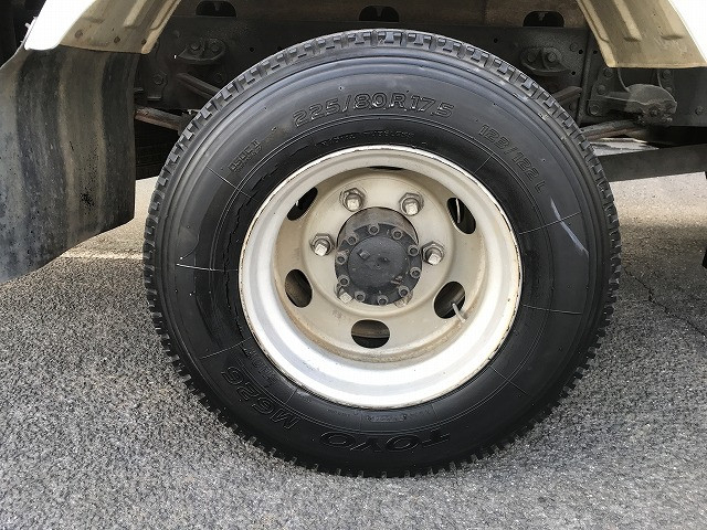 いすゞ フォワード 中型 平ボディ PKG-FRR90S2(98017) 27枚目