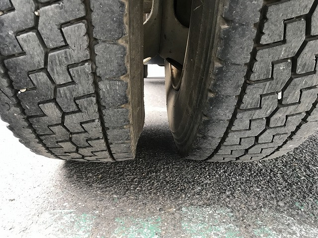 いすゞ フォワード 中型 平ボディ PKG-FRR90S2(98017) 32枚目