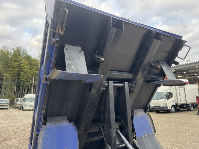 三菱ふそう キャンター 小型 Wキャブ BKG-FE71BD(98022) 13枚目