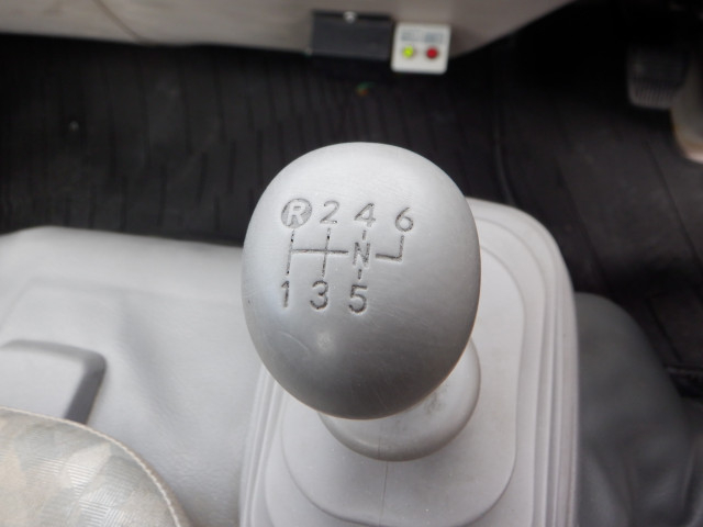 日野 デュトロ 小型 平ボディ（クレーン付） BKG-XZU344M(98023) 46枚目