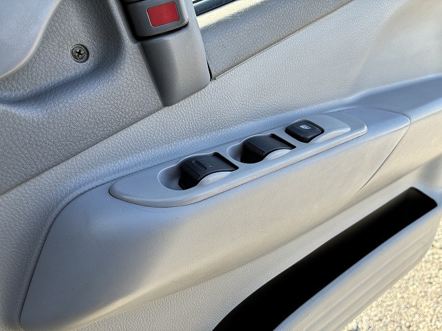 三菱ふそう キャンター 小型 平ボディ PDG-FE83DZ(98025) 31枚目