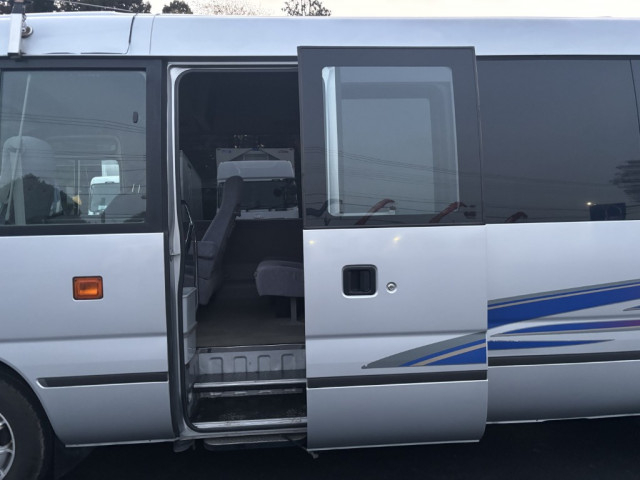 トヨタ コースター 中型 バス BDG-XZB51(98029) 9枚目