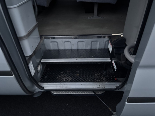 トヨタ コースター 中型 バス BDG-XZB51(98029) 10枚目