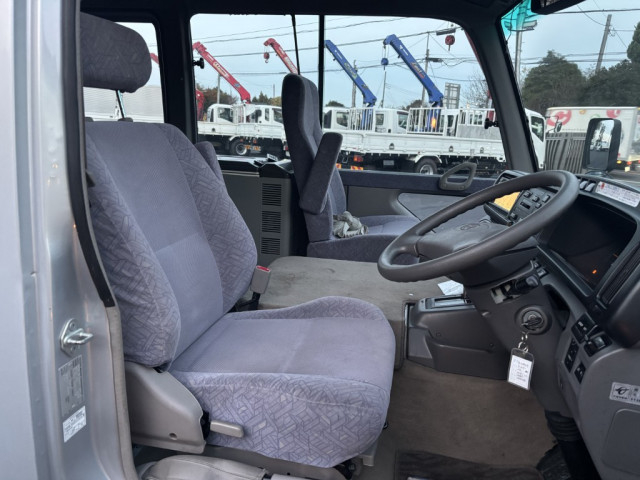 トヨタ コースター 中型 バス BDG-XZB51(98029) 21枚目