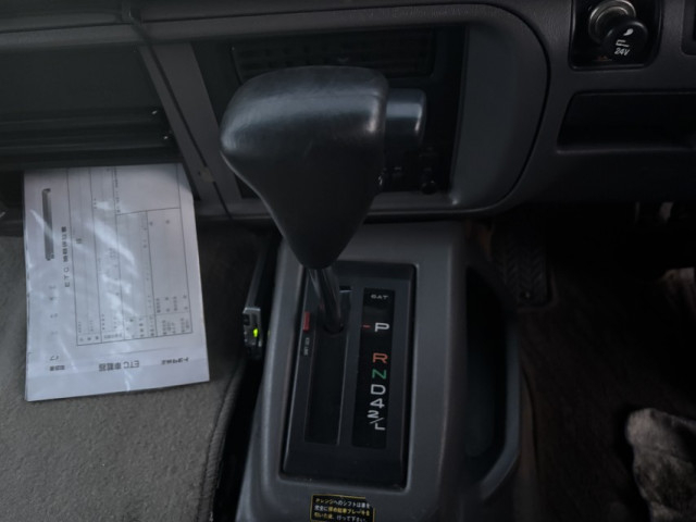 トヨタ コースター 中型 バス BDG-XZB51(98029) 28枚目