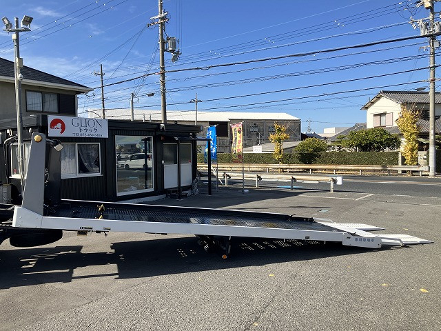 いすゞ エルフ 小型 キャリアカー BDG-NPR85AN(98030) 9枚目