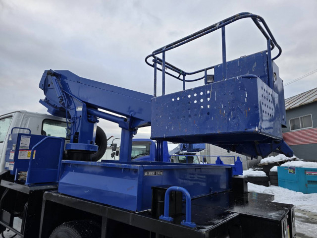 いすゞ エルフ 中型 高所作業車 PB-NKR81N(98037) 14枚目