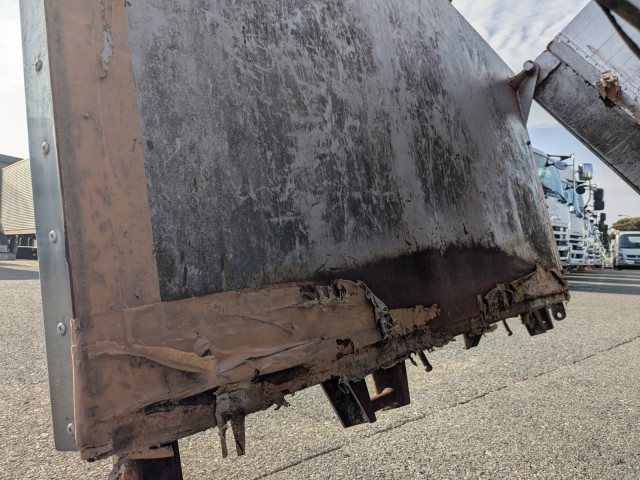 いすゞ ギガ 大型 土砂ダンプ PDG-CYM77R8(98038) 11枚目