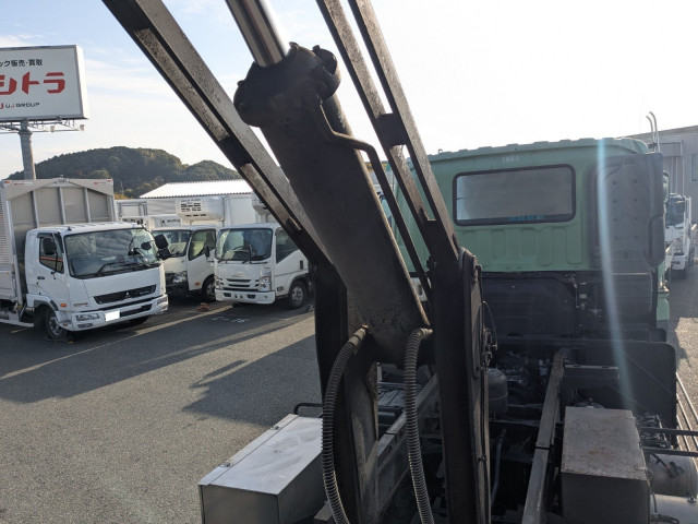 いすゞ ギガ 大型 土砂ダンプ PDG-CYM77R8(98038) 26枚目